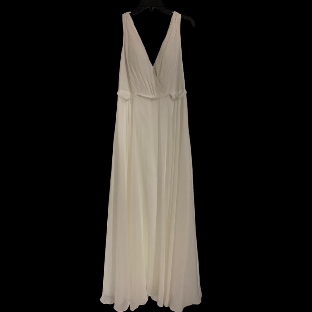 NWT A-Line V-neck Floor-Length Chiffon Wedding/Special Occasion Dress